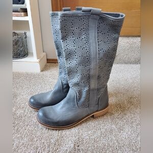 Fatte A Mano Womens Gray Leather Boots. Size 39 (8-8.5) Made in Italy